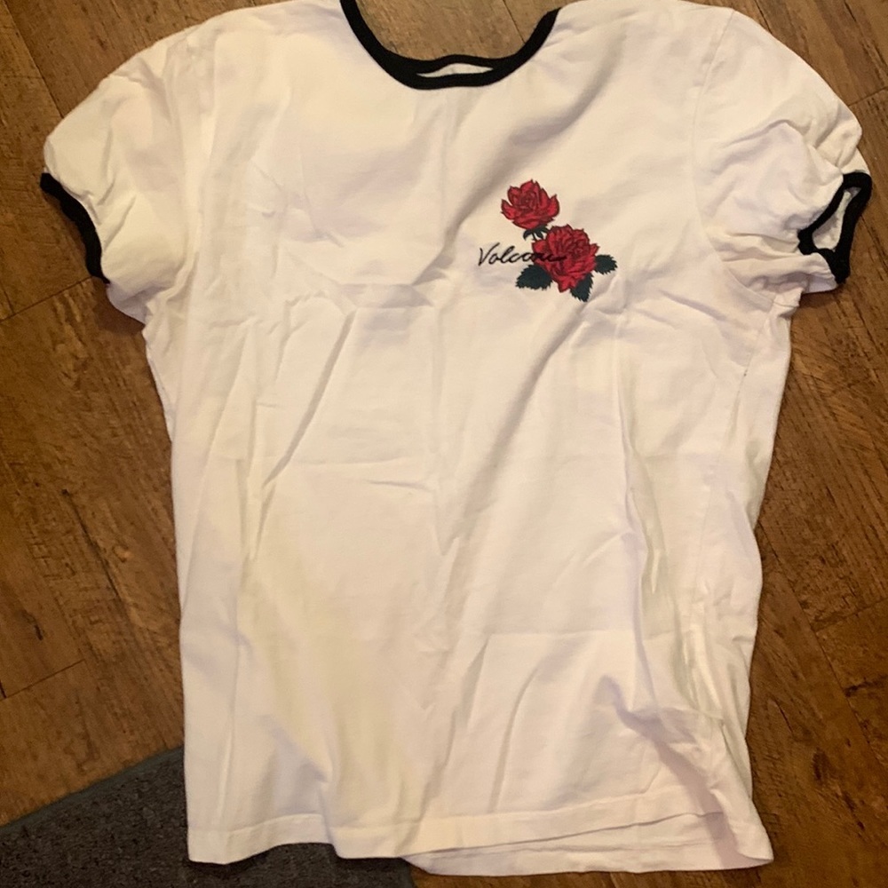 Volcom t shirt​